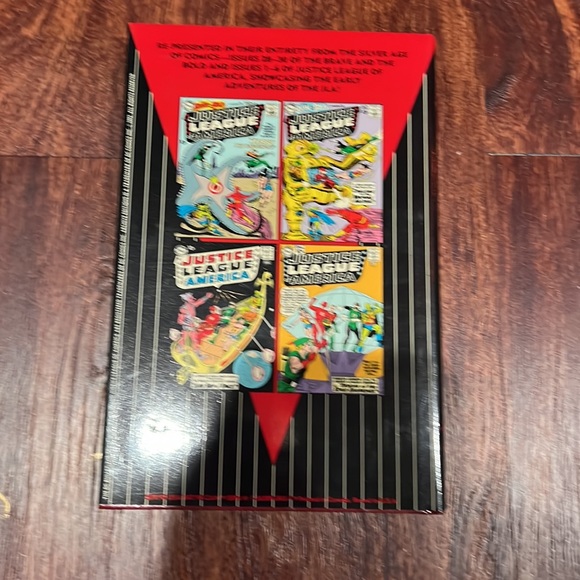 Archive Editions Justice League of America Vol. 1 - Picture 2 of 2